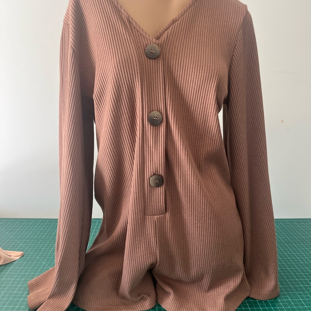 Olivaceous Tan Ribbed Knit Top